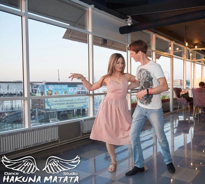 Школа танцев Hakuna matata в Анапе: Кизомба, Бачата, Латина, Сальса, Свадебный танец,