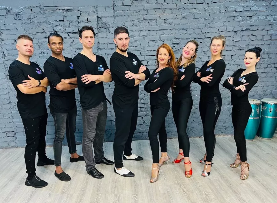 Школа танцев Be Salsa в Санкт-Петербурге: Сальса , Бачата, Мамбо, Свадебный Танец, Хореография,