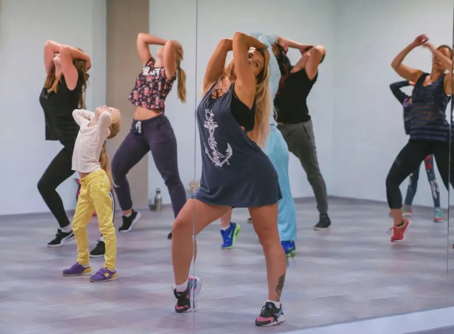 Школа танцев Creative Dance Space в Санкт-Петербурге: Хореография, Сальса, Постановка Танца, Хип-хоп, Тверк,