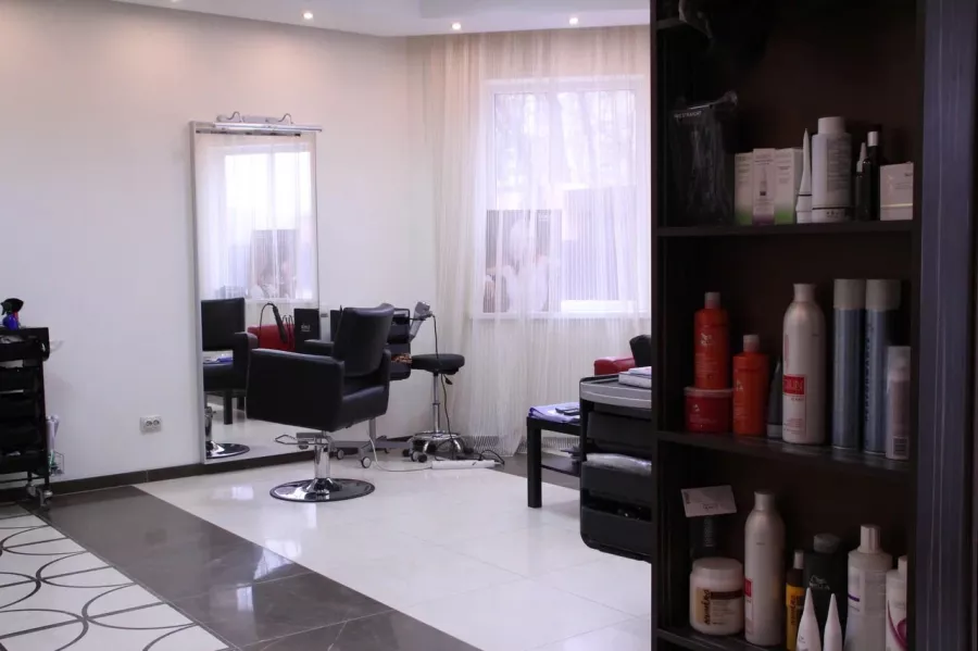 Салон красоты АртСтудия в Ростове-на-Дону: Салон красоты, Массаж, Брови, Макияж, Ресницы, Стрижка, Красота,