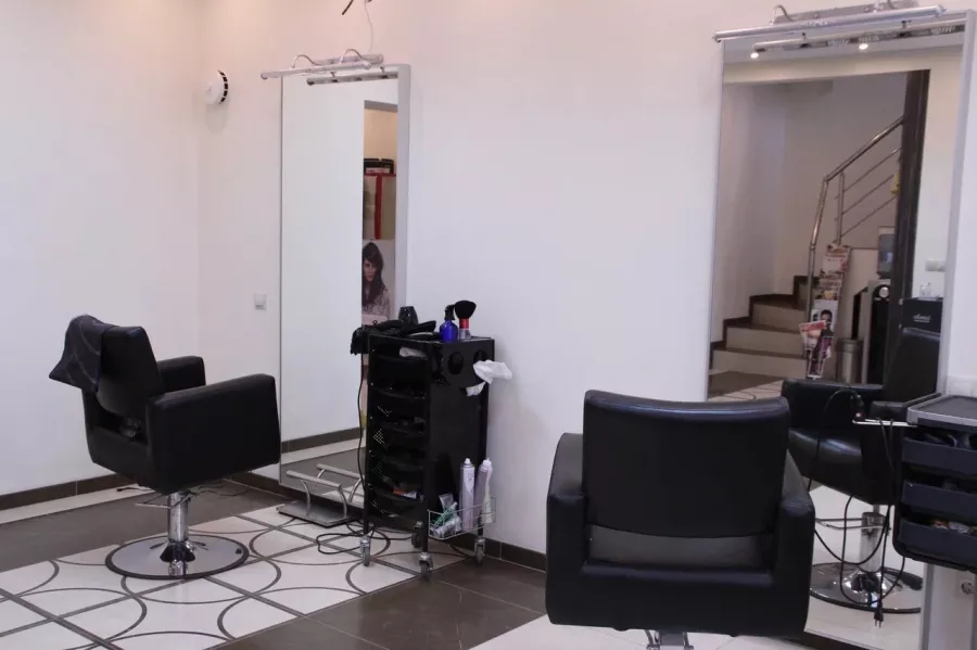 Салон красоты АртСтудия в Ростове-на-Дону: Салон красоты, Массаж, Брови, Макияж, Ресницы, Стрижка, Красота,