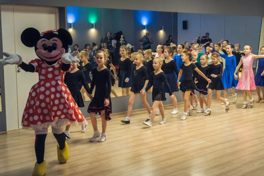 Школа танцев DanceproStudio в Санкт-Петербурге: Танго, Сальса, Хип-хоп, Латина, Хореография, Музыка,