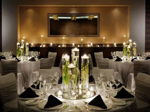 Отель "Mövenpick Hotel Jumeirah Beach" 5*