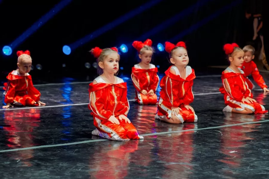 Мастерская танца FIESTA в Ростове-на-Дону: Балет, Фитнес, Восточные танцы, Гимнастика, Йога, Strip plastic, Go Go, Хип-хоп,