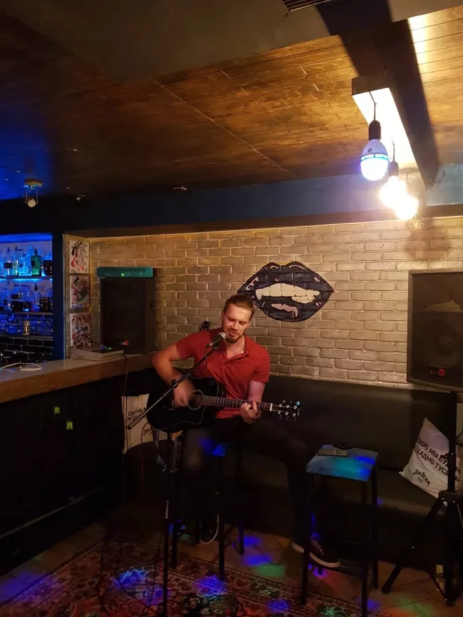 Крафтовый бар1984 Beer Room в Ростове-на-Дону: Бар, Паб, Магазин алкогольных напитков,