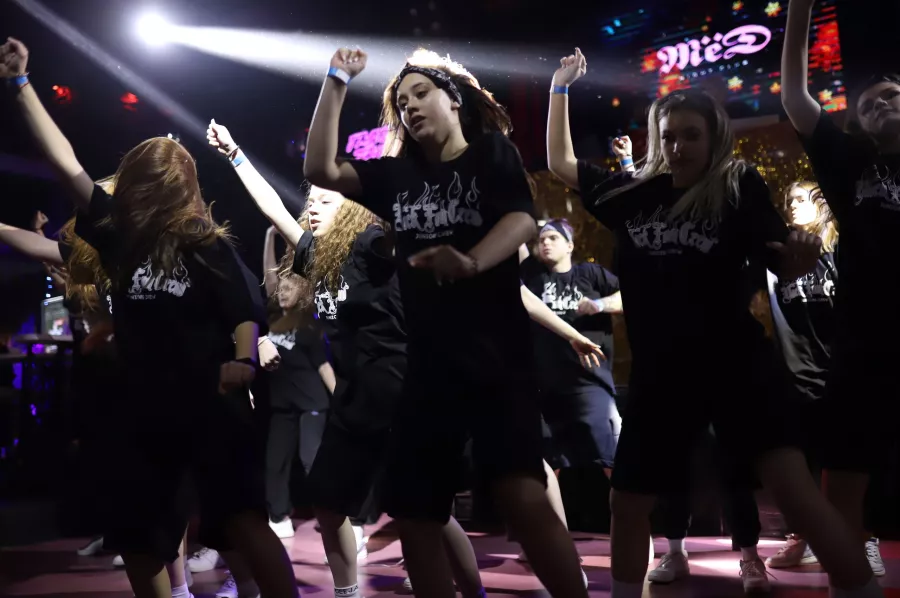 Студия танца Black Fam Crew в Ростове-на-Дону: Современная хореография, Break Dance, Lady Style, Jazz Funk, Хип-хоп,