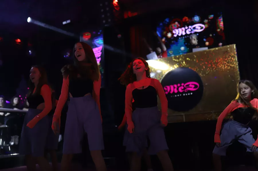Студия танца Black Fam Crew в Ростове-на-Дону: Современная хореография, Break Dance, Lady Style, Jazz Funk, Хип-хоп,