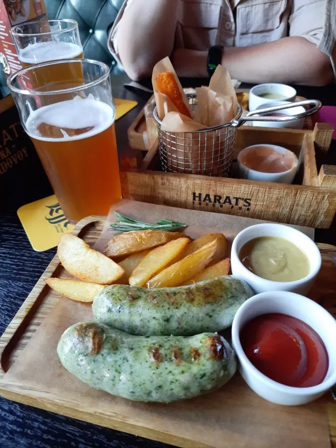 Кафе-паб Harat’s pub на Б.Садовой в Ростове-на-Дону: Бар, Паб, Кафе, Кафе-паб, Чилим,