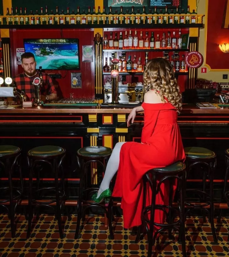 Кафе-паб Harat’s pub на Б.Садовой в Ростове-на-Дону: Бар, Паб, Кафе, Кафе-паб, Чилим,