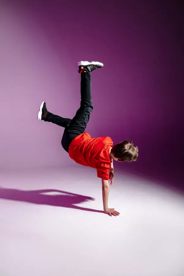 Студия танца и фитнеса Phenix Dance в Ростове-на-Дону: Растяжка, Танцы, Спорт, Хип-хоп,