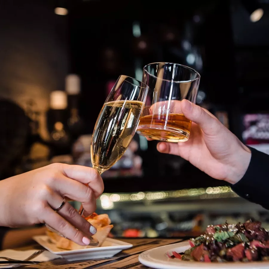 Бар Mozart Wine House в Ростове-на-Дону: Бар, Паб, Магазин алкогольных напитков,