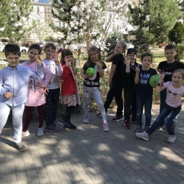 Детский центр Умники и умницы в Краснодаре: Детский центр, Развлечения, Дети, Веселье, Образовательный центр, Детское развитие, Обучение, Курсы для детей, Подготовка к школе, Иностранные языки, Репетиторы, Детский клуб,