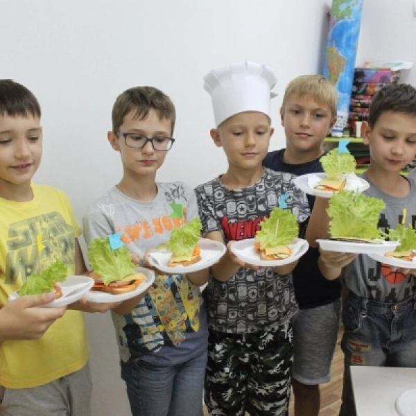 Детский центр Умники и умницы в Краснодаре: Детский центр, Развлечения, Дети, Веселье, Образовательный центр, Детское развитие, Обучение, Курсы для детей, Подготовка к школе, Иностранные языки, Репетиторы, Детский клуб,