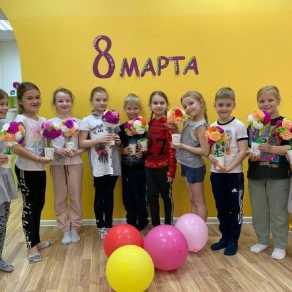 Детский центр Умники и умницы в Краснодаре: Детский центр, Развлечения, Дети, Веселье, Образовательный центр, Детское развитие, Обучение, Курсы для детей, Подготовка к школе, Иностранные языки, Репетиторы, Детский клуб,