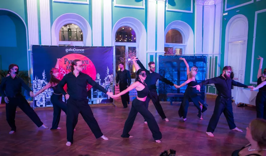 Танцевальный клуб GallaDance в Ростове-на-Дону: Бачата, Бальные танцы, Танго, High Heels, Хип-хоп,