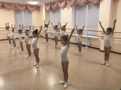 Центр детского творчества и искусств "Родник" на Невкипелого 18