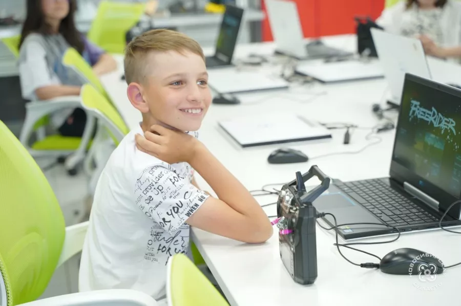 Центр детского и юношеского технического творчества Кванториум на Северной в Краснодаре: Секция, Детский центр, Творчество, Детям, Курсы, Игры,