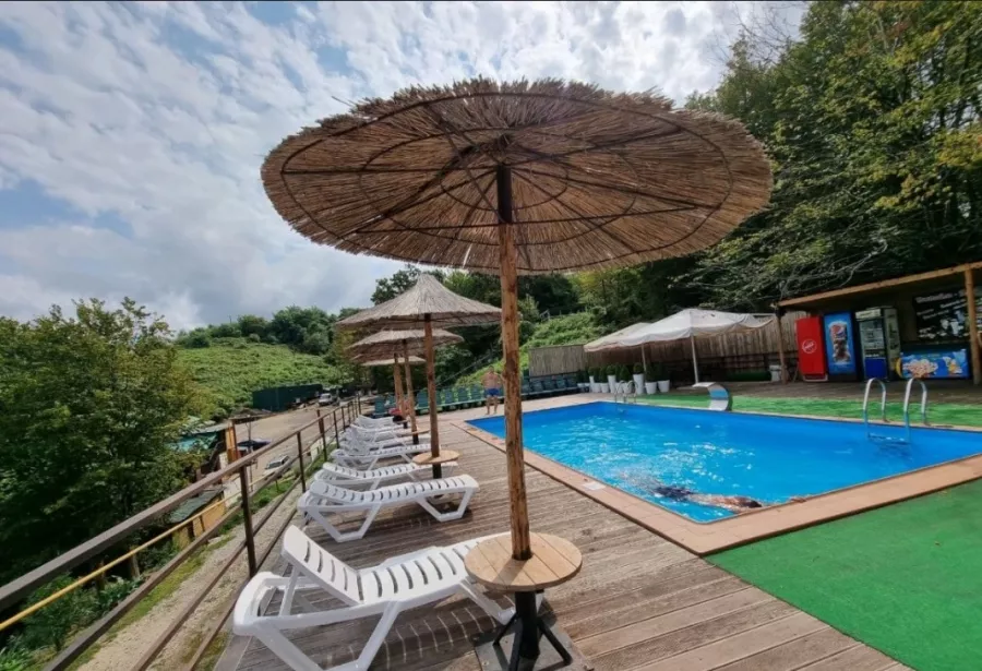 Агротуристический комплекс Ачигварское озеро в Адлере: Отдых, Бассейн, Бильярд, Купели, Рыбалка,