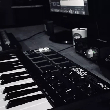 Студия звукозаписи "South Heavens"