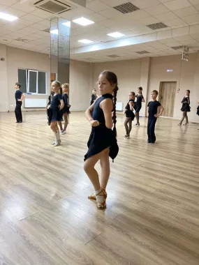 Художественно-танцевальная школа "АКАDЕМИЯ"