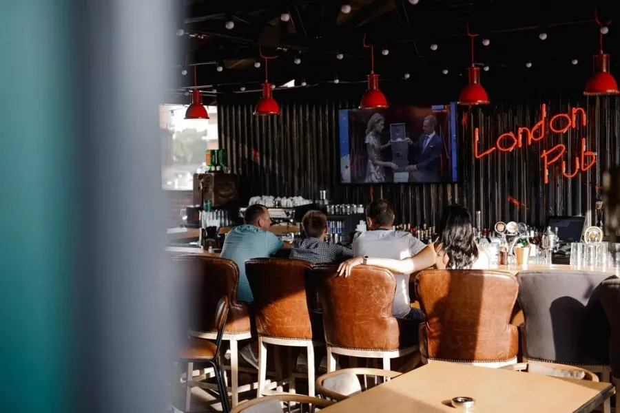 Паб London Pub в Ростове-на-Дону: Ресторан, Паб, Бар, Доставка, Атмосфера,