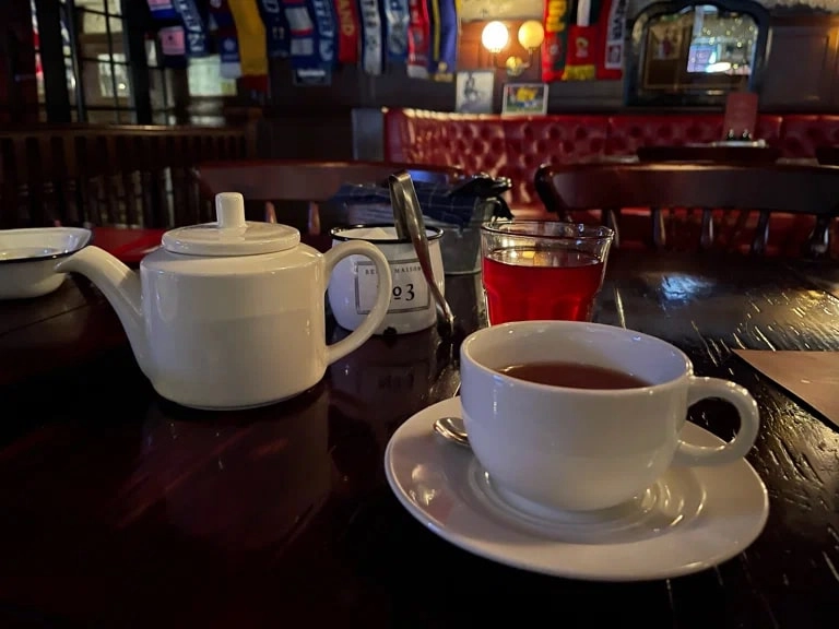 Паб London Pub в Ростове-на-Дону: Ресторан, Паб, Бар, Доставка, Атмосфера,