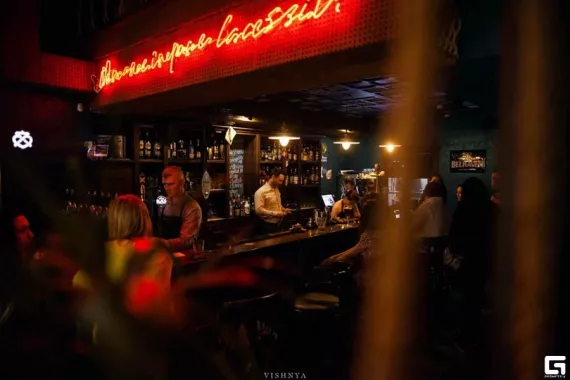 Паб "Old Time Pub"