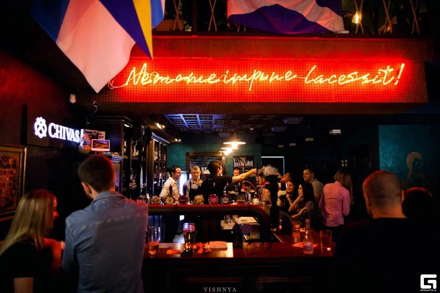 Паб Old Time Pub в Ростове-на-Дону: Бар, Паб, Европейская кухня, Напитки, Спор-бар,