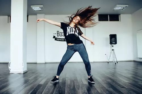 Школа танцев Shuffle  в  Ростове-на-Дону
