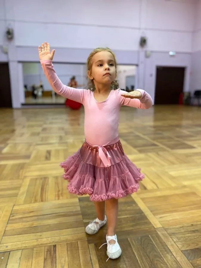 Школа танцев Ла-арт в Ростове-на-Дону: Латина, Парные танцы, Соло, Latina, Children's dances, Детские танцы,