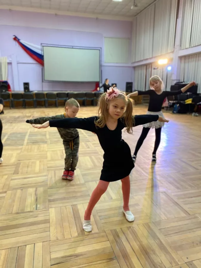 Школа танцев Ла-арт в Ростове-на-Дону: Латина, Парные танцы, Соло, Latina, Children's dances, Детские танцы,