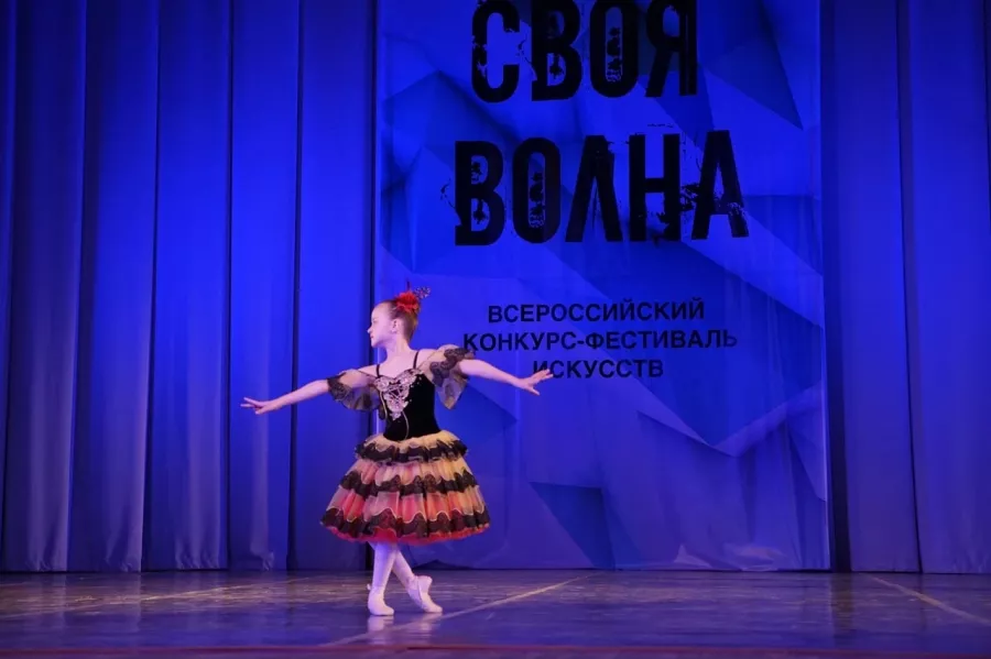 Школа классической хореографии Мелодия Балета в Ростове-на-Дону: Балерина, Растяжка, Шпагат, Танец, Ballet, Stretching,