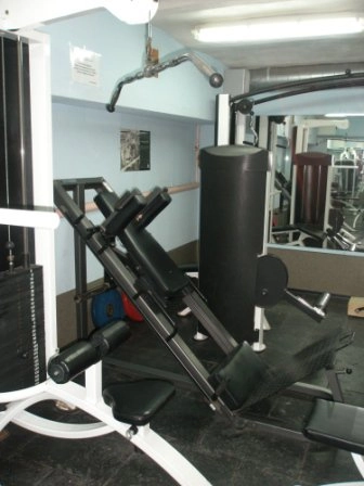 Спортивный клуб Leon gym в Москве: Персональный тренер, Тренажёры,