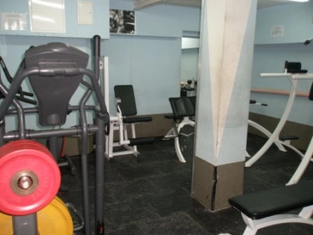 Спортивный клуб Leon gym в Москве: Персональный тренер, Тренажёры,