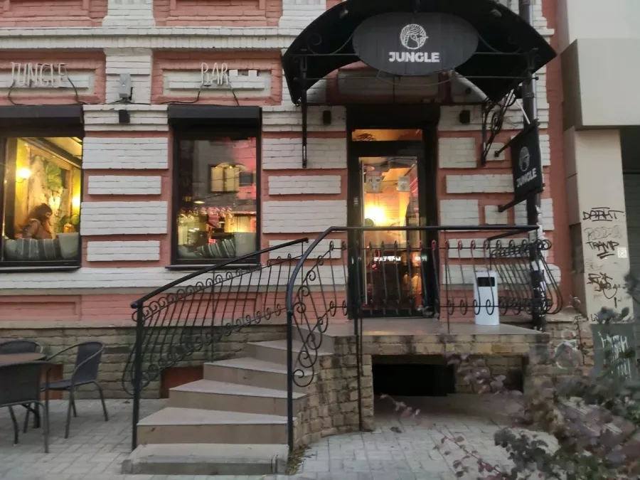 Паб Jungle в Ростове-на-Дону: Бар, Паб, Быстрое питание, Атмосфера,