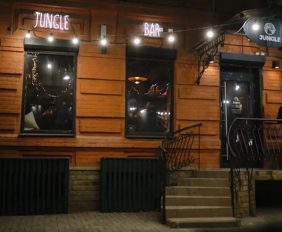 Паб Jungle в Ростове-на-Дону: Бар, Паб, Быстрое питание, Атмосфера,