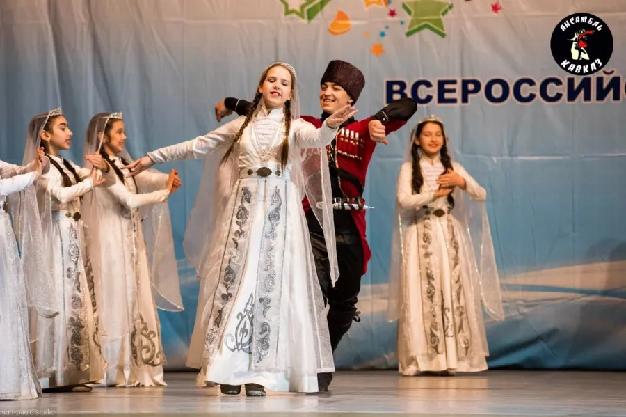 Школа-студия КАВКАЗ в Ростове-на-Дону: Танцы, Кавказские танцы, Дети, Взрослые, Caucasian dances, Ensemble,