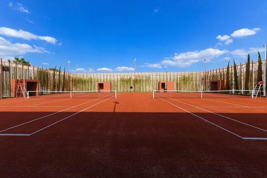 Спортпарк. Спортивное пространство в парке Краснодар в Краснодаре: Развиваться, Воркаут, Теннис, Волейбол, Футбол, Стритбол, Бадминтон, Следить за здоровьем, Развлечение, Аренда, Текбол,
