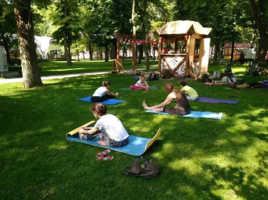 Йога-группа Наташи Аринцевой в Ростове-на-Дону: Yoga, Гимнастика, Растяжка, Йога, Медитация,