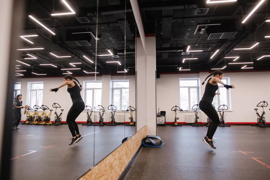 Фитнес-клуб Magneto fitness в Москве: Аквааэробика, Аэробика, Боевые искусства, Йога, Калланетика,