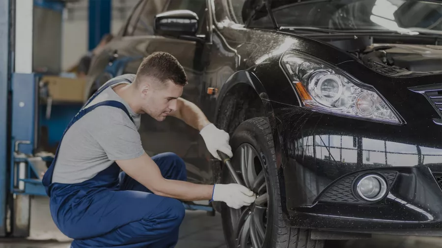 Автомастерская VIP Драйвер в Ростове-на-Дону: Автосервис, Автолюбителям, Автотехцентр, Шины и диски, Машина, Автомастерская,