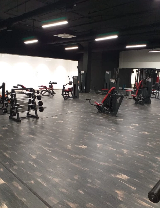 Фитнес-центр Tm gym в Москве: Аэробика, Боевые искусства, Йога, Кроссфит, Настольный теннис, Пилатес, Стретчинг, Танцы, Персональный тренер, TRX тренировки,