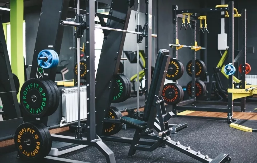 Фитнес-клуб Angel fit в Москве: Аэробика, Йога, Пилатес, Стретчинг, Фитнес для детей, Фитнес для беременных, Персональный тренер, Фитнес бар, Цигун, TRX тренировки, Сауна, Танцевальные программы, Солярий ,