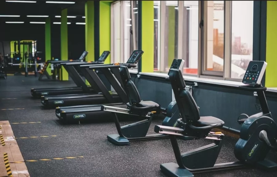 Фитнес-клуб Angel fit в Москве: Аэробика, Йога, Пилатес, Стретчинг, Фитнес для детей, Фитнес для беременных, Персональный тренер, Фитнес бар, Цигун, TRX тренировки, Сауна, Танцевальные программы, Солярий ,