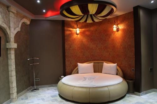 Отель Green Palace Hotel в Ереване: Отель, Спа-зона, Сауна, Джакузи, Хаммам, Парковка,