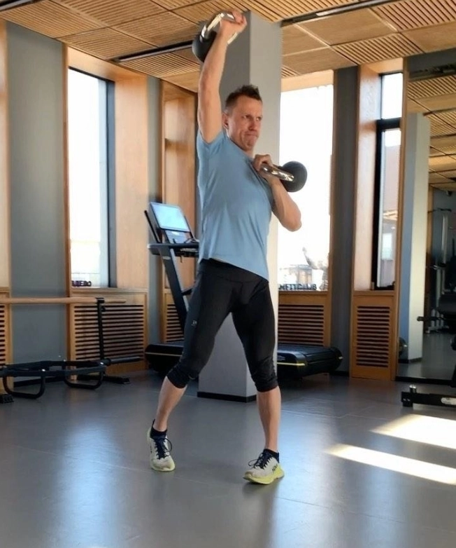 Фитнес-клуб #slimfitclub в Москве: Аэробика, Йога, Кроссфит, Стретчинг, Фитбол, Персональный тренер,