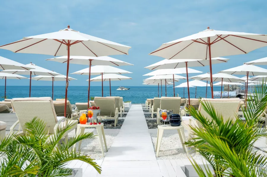 Пляж-кафе DеlMar Beach Club в Сочи: Голубой флаг , Премиум пляж, На море , Черное Море,