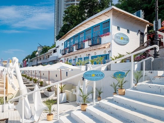 Пляж-кафе DеlMar Beach Club в Сочи: Голубой флаг , Премиум пляж, На море , Черное Море,