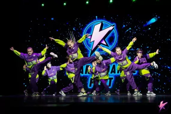 Школа танцев "Turn Up Dance Family"