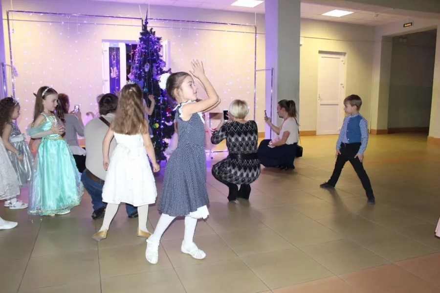 Танцевально-спортивный клуб Макси-Данс в Санкт-Петербурге: Хип-хоп, Хореография, Детям, Музыка,